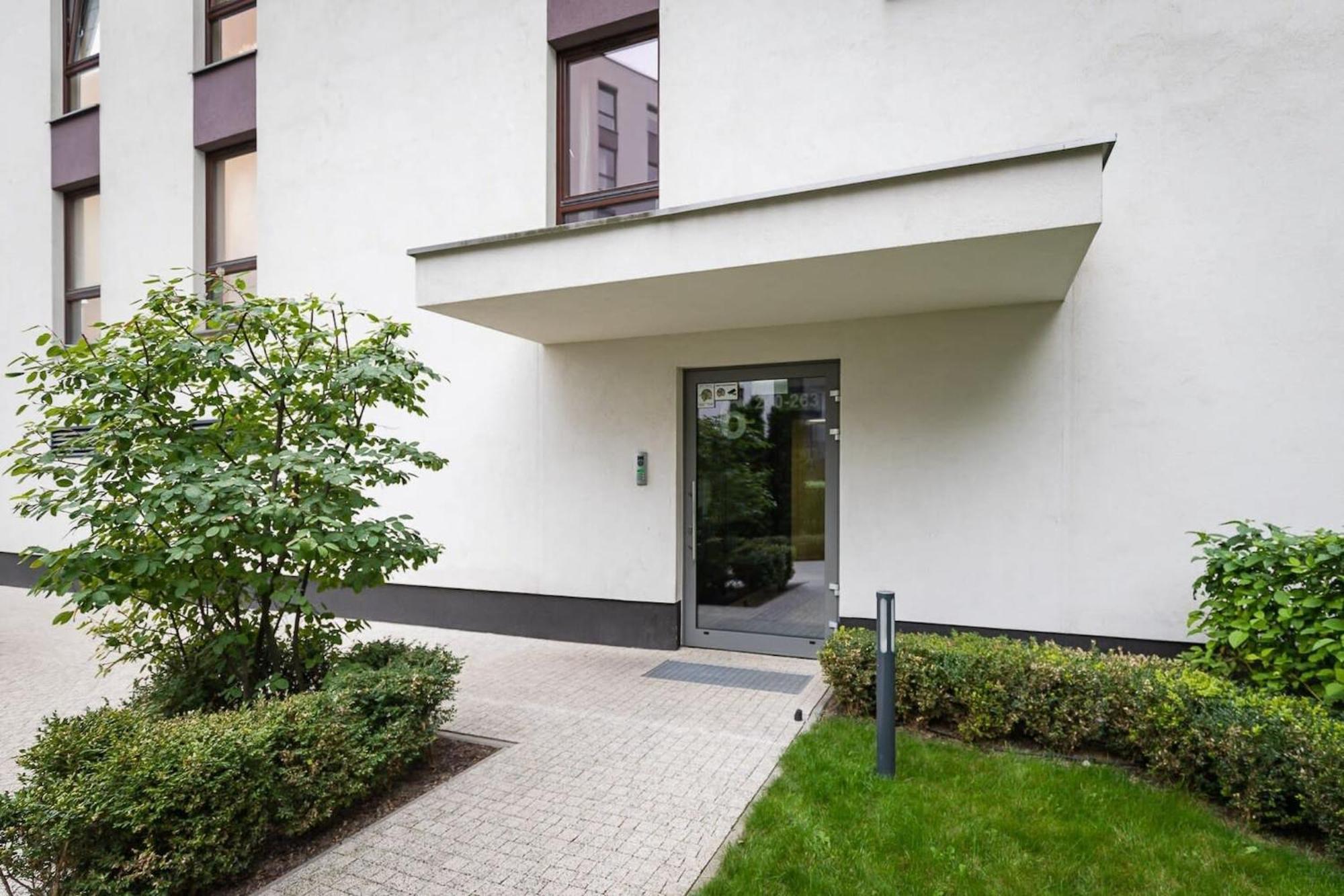 Burakowska 16 - Modern Apartment With Balcony Noclegi Renters Varsóvia Exterior foto